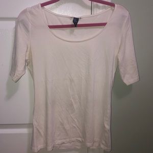 White 3/4 sleeve top